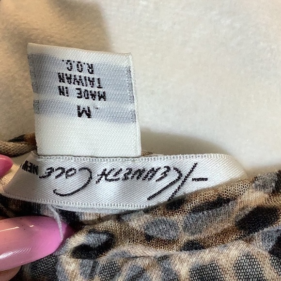 Kenneth Cole New York - Sz M - transparent pattern floral cheetah ruched sleeves - Picture 6 of 7